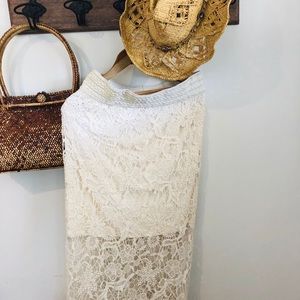 H&M crochet midi-skirt.